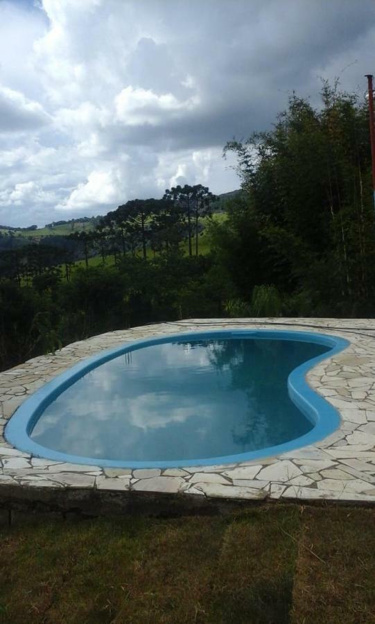 Villa Sitio Lirio Do Vale- Munhoz, Mg Extérieur photo
